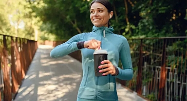 Kahvaltıdan önce karın yağlarına şok etkisi yaratan 3 içecek! Sabaha aç karnına için...