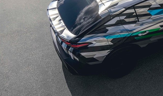 Peugeot 408’de mükemmellik hedefiyle tanıtım öncesi son testler