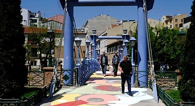 Hayallerindeki tasarımı köprüye yansıttılar