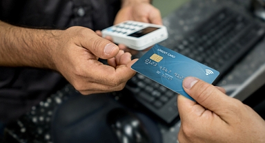 Yılın ilk yarısında kredi ve kredi kartlarına talep artışı devam etti