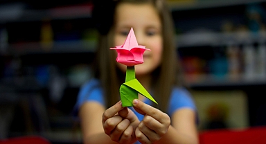 AKM ÇOCUK SANAT MERKEZİNDEKİ ATÖLYELER MİNİKLERİN YAZ TATİLİNE RENK KATIYOR