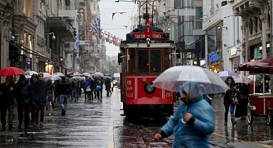 AKOM'dan İstanbullulara Yağış Uyarısı