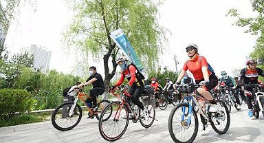 Bisiklete binmek yeni bir yaşam tarzı ve kültür simgesi haline geldi