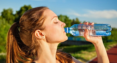 Böbrek sağlığınız için yaz aylarında bol sıvı tüketin