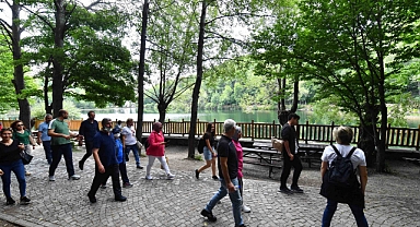 Doğa yürüyüşlerinin üçüncüsü Çubuk Karagöl'de gerçekleşti