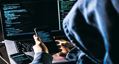 Elden Düşmeyen Telefonlara Siber Saldırılar Artıyor