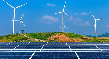 IREA: “Yenilenebilir enerji üretimi, fosil yakıtlardan daha düşük maliyetli”