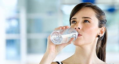 Pet şişelerde zayıflatıcı etkisi olan sudan sebepler