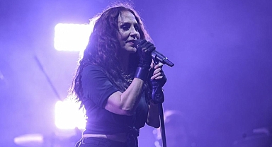 Sertab Erener’den İstanbul Festivali’nde Muhteşem Performans 