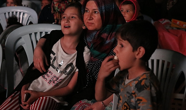 Seyitgazi ve Beylikova'da sinema heyecanı