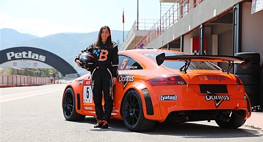 Türkiye Pist Şampiyonası’nda 30 yıl sonra podyumda ilk kadın pilot