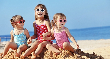 Yazın Çocuklarda Gözde Güneş Yanığı Riskine Dikkat