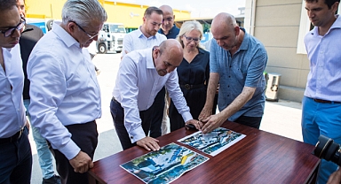 Başkan Soyer’den İzDönüşüm Tesisine Ziyaret