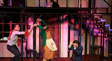 Bornova Şehir Tiyatrosu 21 Eylül’de Perdelerini Açıyor