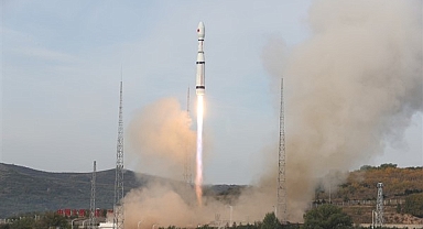 Çin, 3 yeni uydu fırlattı