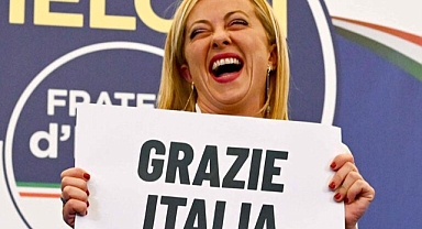İtalya'da aşırı sağ seçimi kazandı