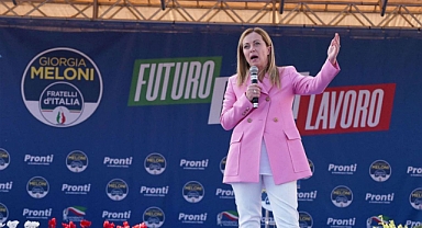 İtalya'da kritik seçim - Ülkenin aşırı sağcı ilk kadın başbakanını seçmesi bekleniyor