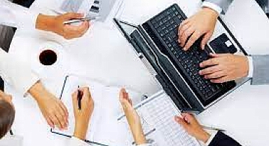 Parayı veren tezi yazdırıyor