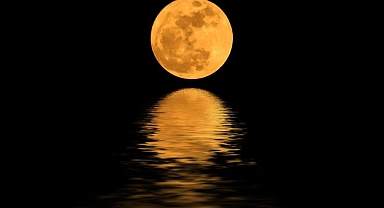 Vedik Astroloji’de Ay’ın önemi nedir?