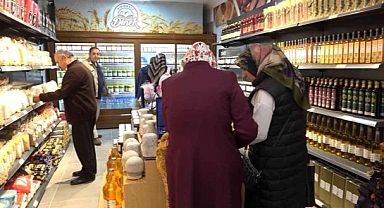 Çiftçilere Valilik Desteği: Ürünleri İndirimli Markete Tüketiciye Ulaşıyor