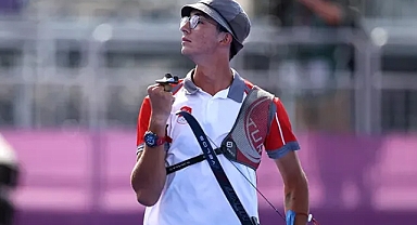 Milli okçu Mete Gazoz'dan Dünya Kupası'nda bronz madalya