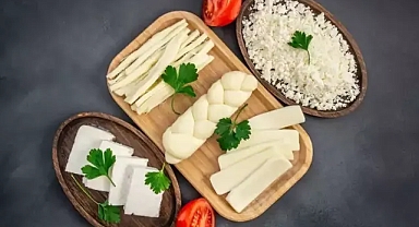 Peynir Yerken Herkesin Yaptığı 7 Önemli Hata