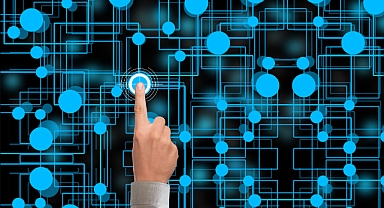 Telefonunuz reklam tıklama robotuna dönüşmesin!