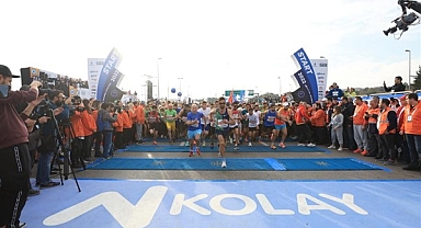 44. N Kolay İstanbul Maratonu, 102 ülkeden 60 bin kişiyi bir araya getirdi