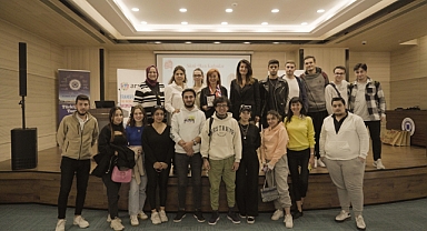 Anadolu Sigorta #DahaEşit Bir Toplum İçin Çalışıyor