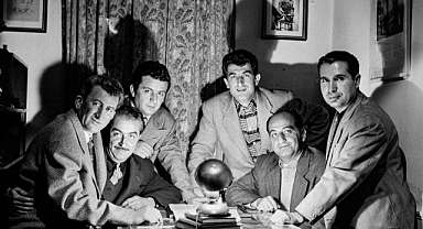 ARA GÜLER ARŞİVİNDEN EDEBİYATÇI PORTRELERİ SERGİSİ 18 KASIM 2022’DE ARA GÜLER MÜZESİ’NDE ZİYARETE AÇILIYOR