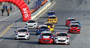 AVIS 2022 Türkiye Pist Şampiyonası'nın son yarışları gerçekleştirildi