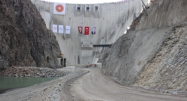 Enerji ve Tabii Kaynaklar Bakanı Dönmez: Yusufeli Barajı ekonomimize yaklaşık 5 milyar liralık katkı sağlayacak