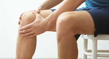 Orta yaşta alınan kilo diz protezine davetiye çıkarıyor