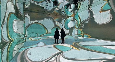 Panasonic projektörler sanatı özgürleştirmeye yardımcı oluyor