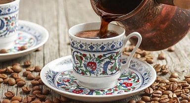 Türk Kahvesi:  Yağları yok etmek için kahvenize 1 kaşık atmak yetiyor