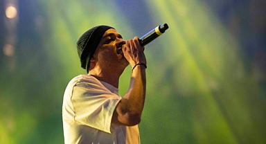 Ünlü rap sanatçısı Ceza BİLGİ WelcomeFest’te sahne aldı