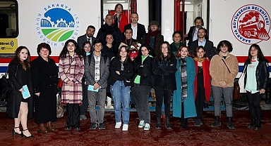 ‘Babamın Trenleri’ adlı söyleşi, Çınarlı Vagon Kıraathanesi’nde gerçekleştirildi