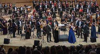 CUMHURBAŞKANLIĞI SENFONİ ORKESTRASI YENİ YILI CSO ADA ANKARA’DA BÜYÜK BİR COŞKUYLA KUTLADI