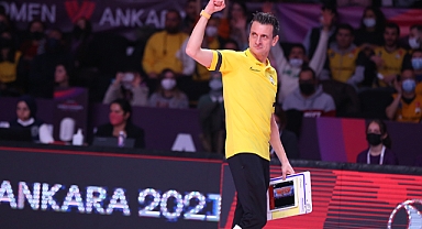 Giovanni Guidetti 3 yıl daha VakıfBank’ta