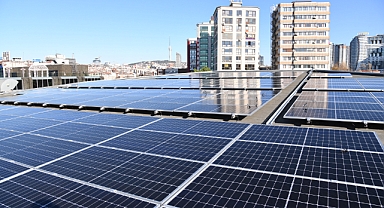 KADIKÖY BELEDİYESİ GÜNEŞ PANELLERİYLE 1 YILDA 920 BİN TL TASARRUF SAĞLADI
