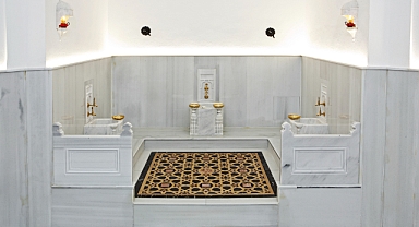 TARİHİ ‘HÜRREM SULTAN HAMAMI’ SUNDUĞU ÖZEL DENEYİMLE MİSAFİRLERİNİ ZAMANDA YOLCULUĞA ÇIKARIYOR