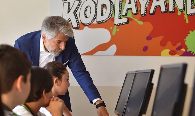 TÜRKİYE VODAFONE VAKFI VE HABİTAT DERNEĞİ’NİN “KÖY OKULLARI” PROJESİ 2022’DE 372 KÖYDE 13 BİNİ AŞKIN ÇOCUĞA ULAŞTI