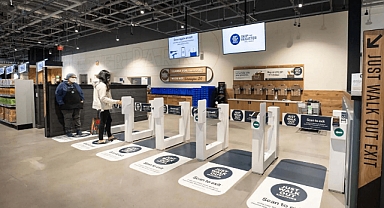 Amazon, kasiyersiz ilk Whole Foods mağazasını açtı