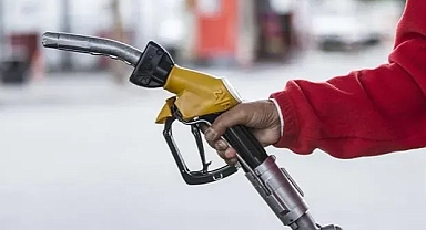 Benzine büyük zam!