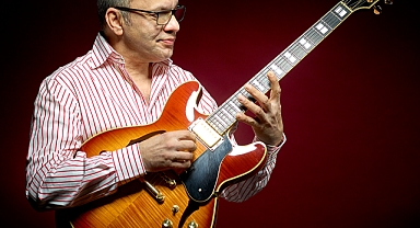 CAZ DÜNYASININ DAHİ GİTARİSTİ BIRELI LAGRENE 21 OCAK’TA CSO ADA ANKARA’DA