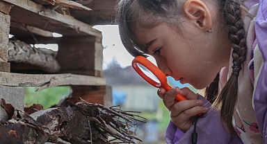 Çocuklar doğayı yaşayarak öğreniyor