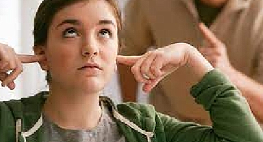 Erken ergenlik süreci, aile tarafından doğru yönetilmeli