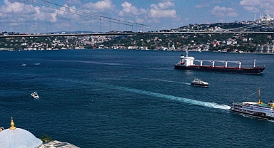 Gemilerin İstanbul Boğazı'na saldığı emisyonlar hesaplanacak