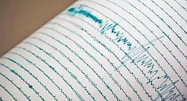 İzmir’de 5 büyüklüğünde deprem