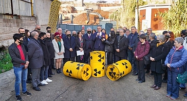 İzmir’in Çernobil’i Temizlensin Komisyonu’ndan yetkililere 14 soru